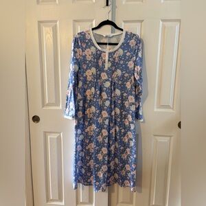 Aoiier Women’s Blue Floral Nightgown With Pink Rose Print NWOT Size Medium